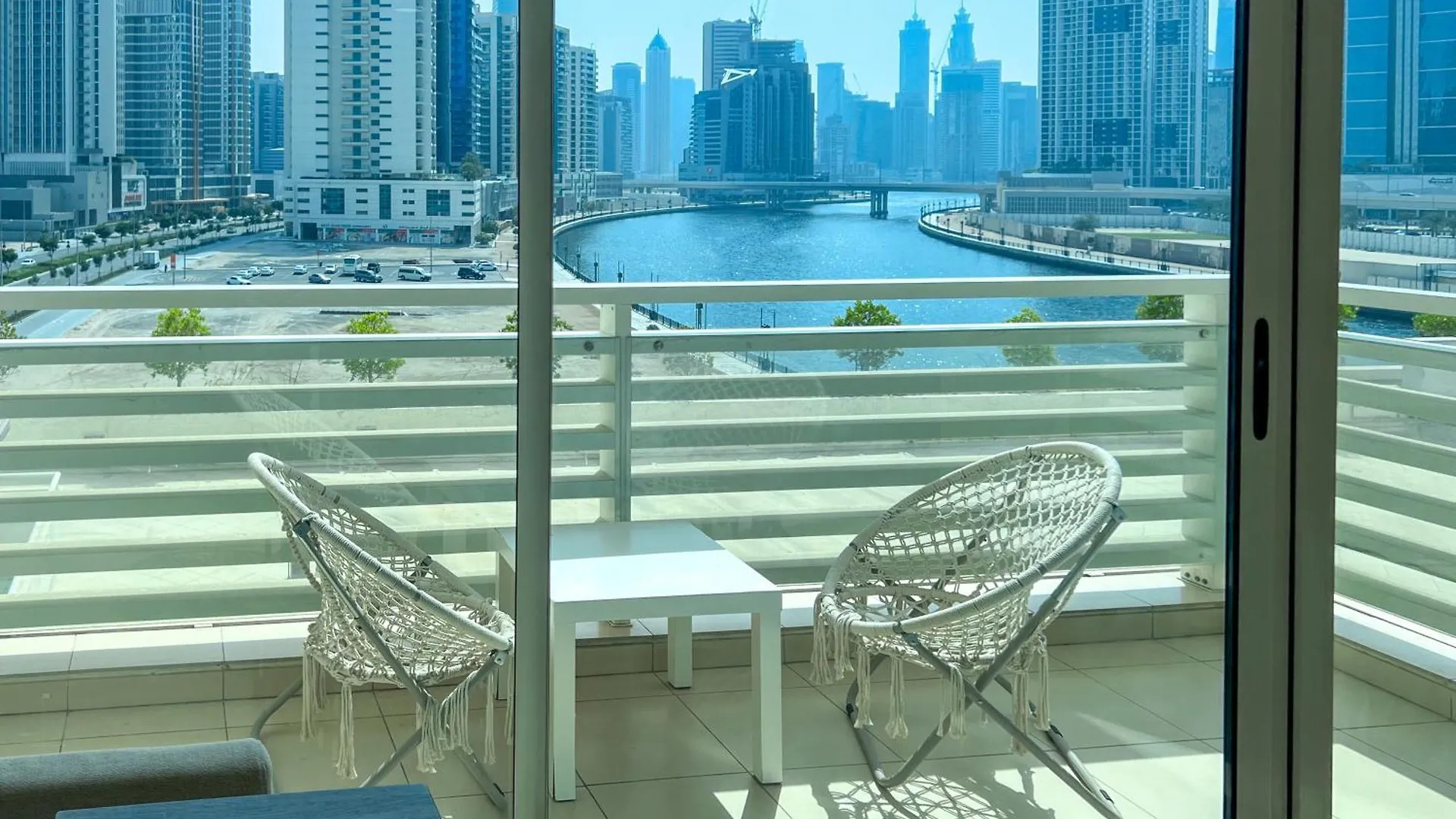 Apartment 1Br Suit With Full Canal View - Down Town Dubai United Arab Emirates